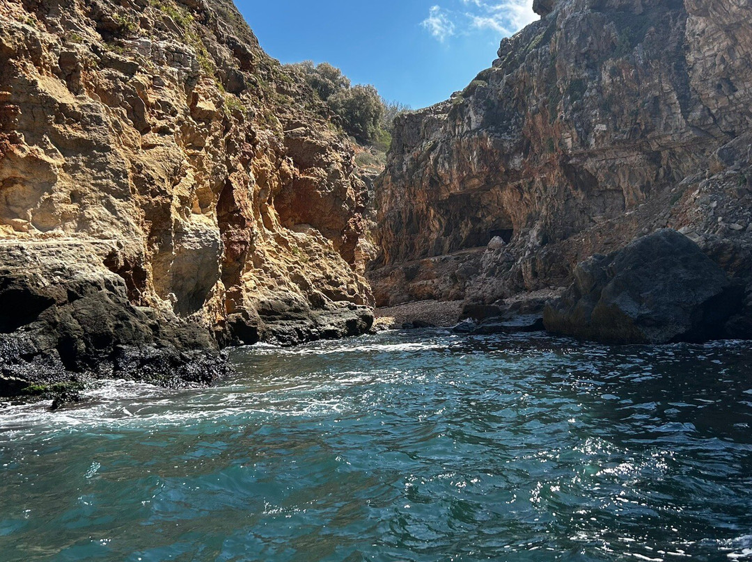 Rent a Boat - Manousakis Marine-雷斯蒙必去景点