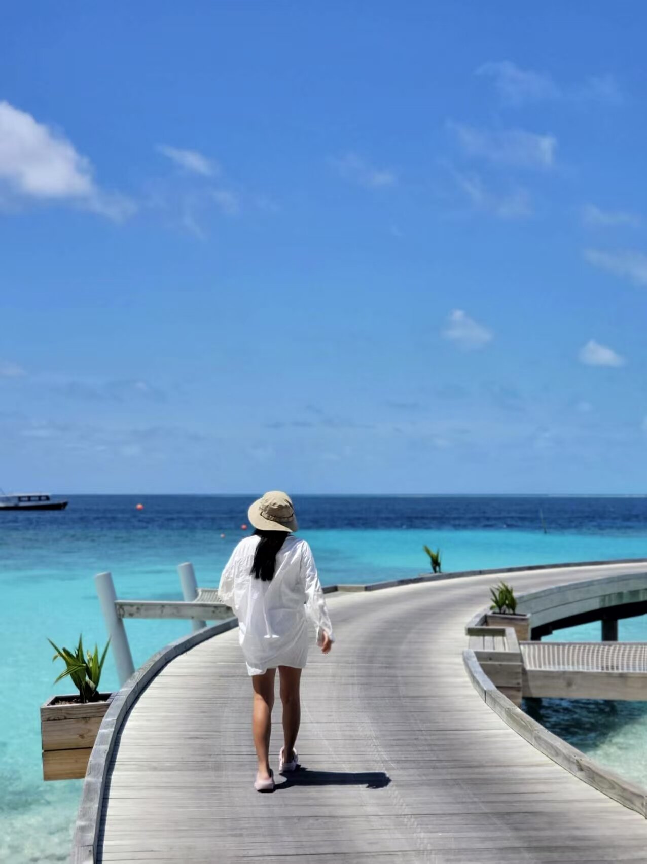 Avani+ Fares Maldives Resort-浴室