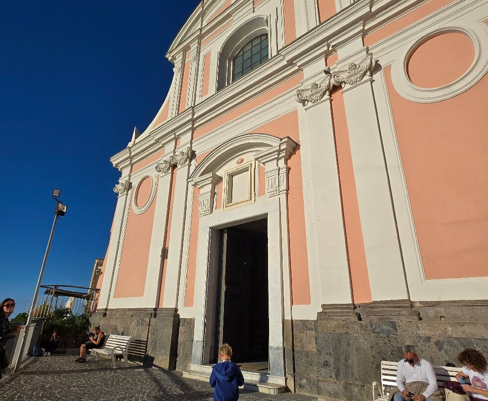 Chiesa della Santissima Annunziata-维克艾库塞必去景点