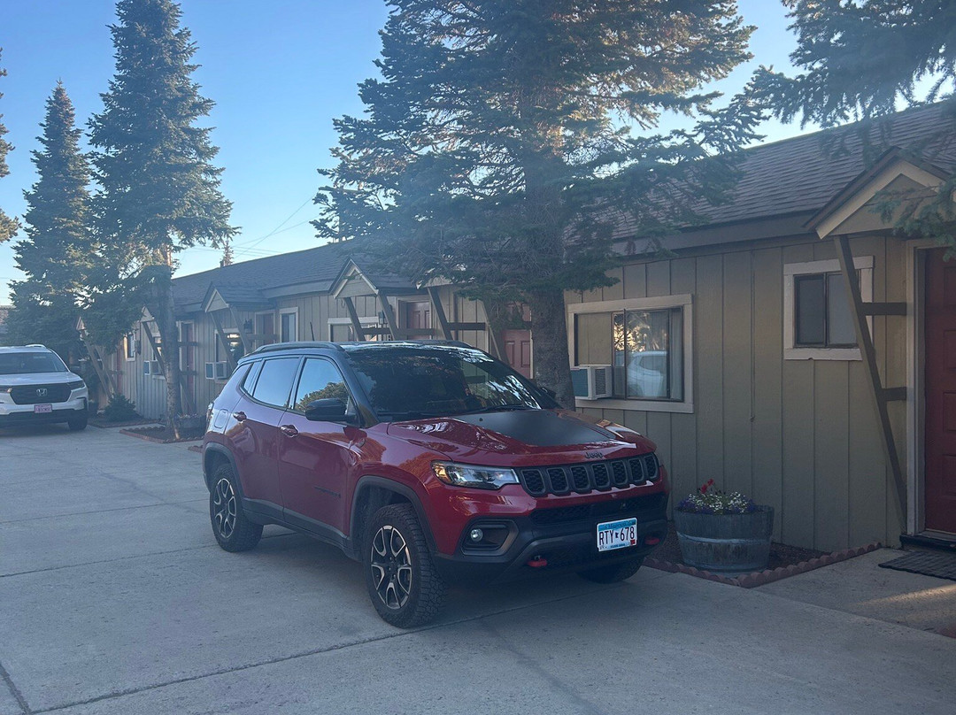 高山汽车旅馆主图