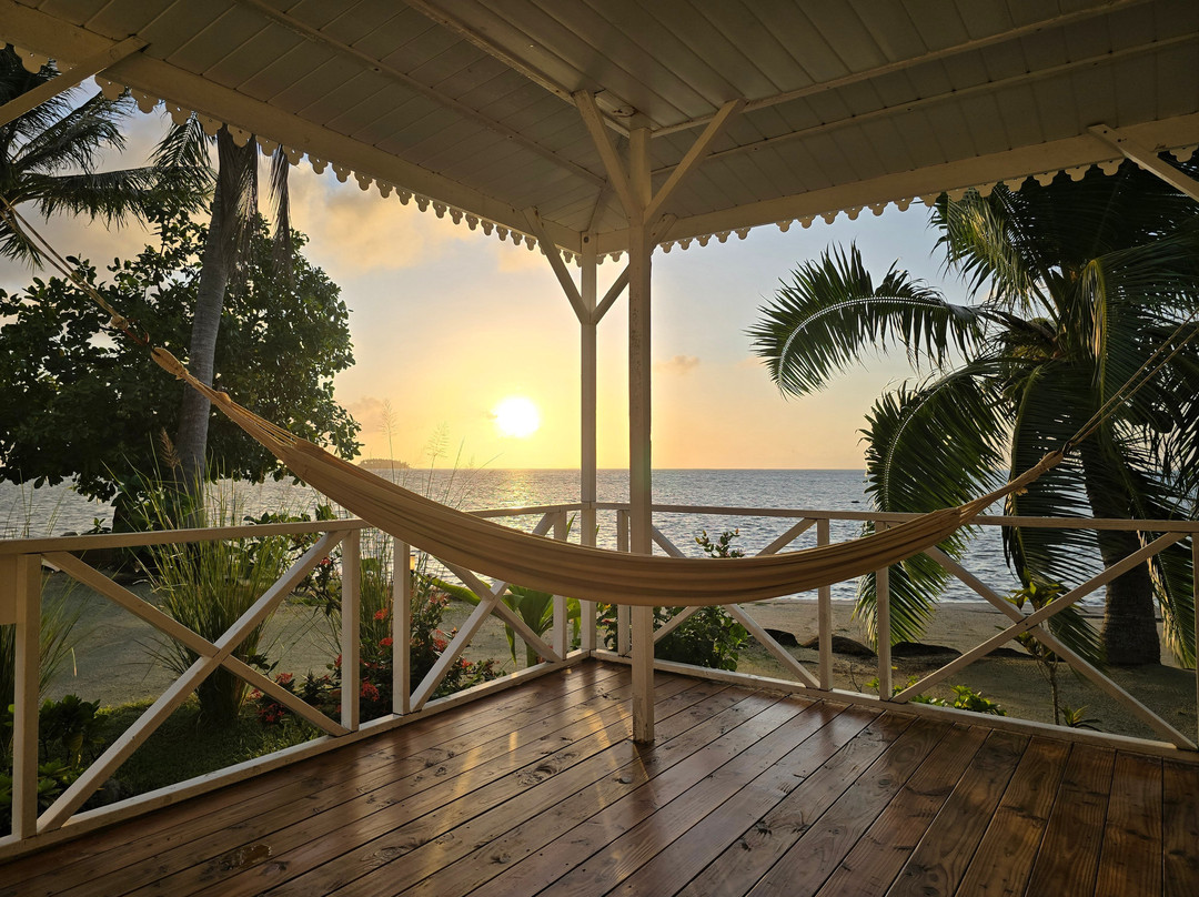 Opoa Beach Hotel主图