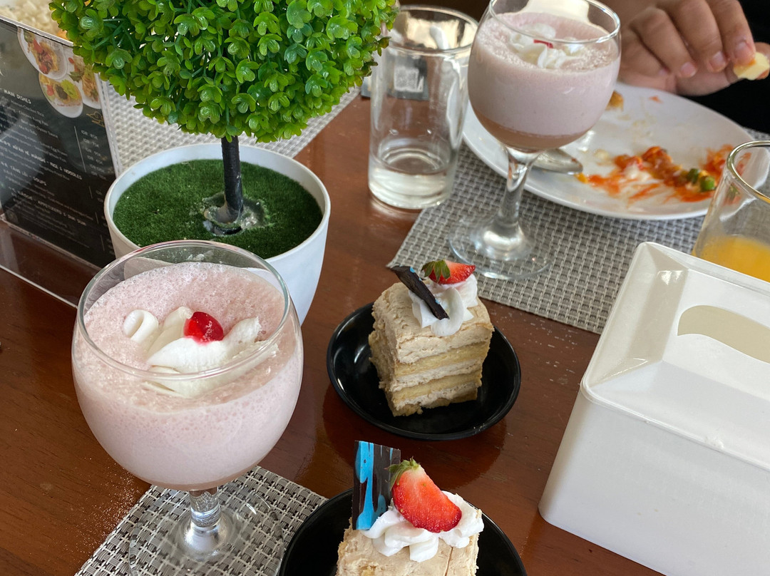 AYOLA LIPPO CIKARANG HOTEL主图