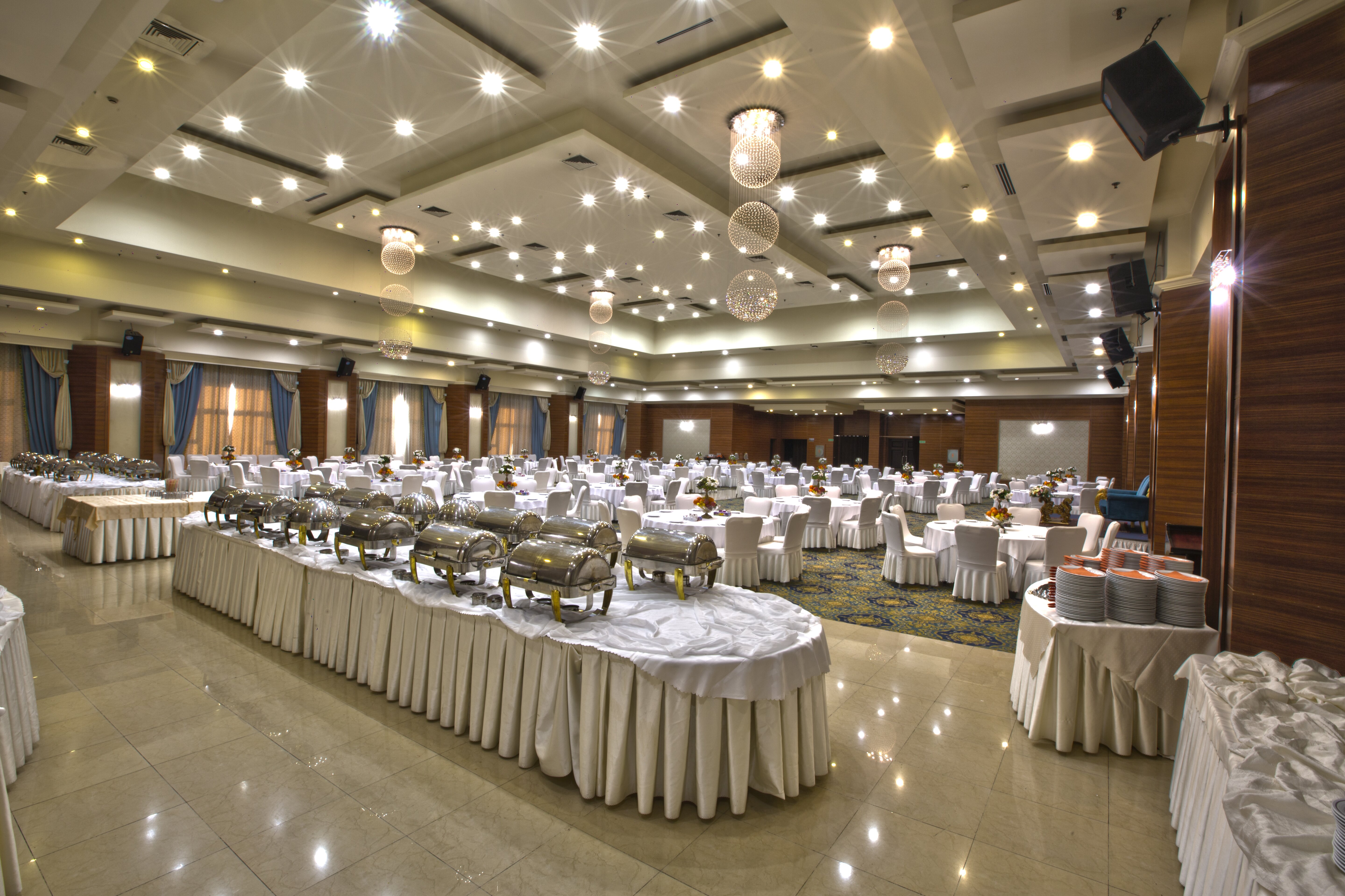 埃文酒店-商务中心/多功能厅