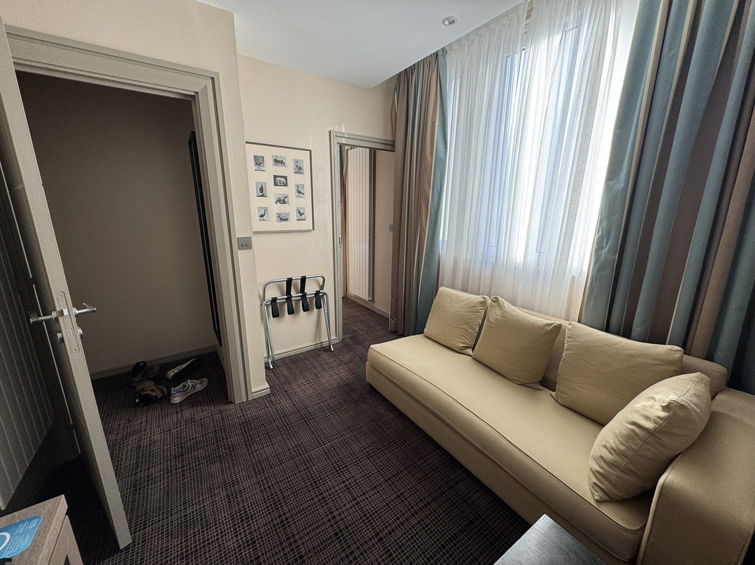 布里斯托尔酒店主图