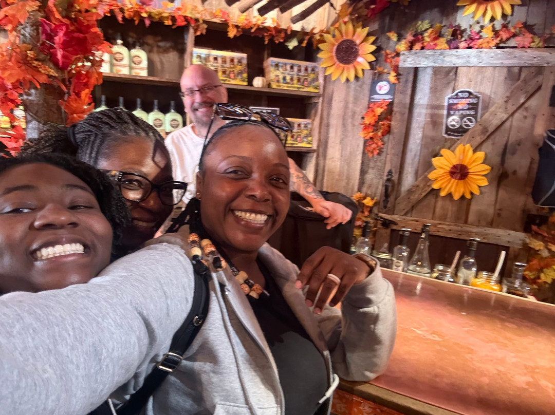 Ole Smoky Whiskey Barrelhouse-盖林柏格必去景点