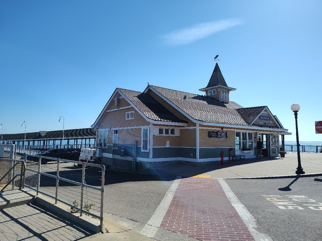 The Steamship Authority-Oak Bluffs必去景点