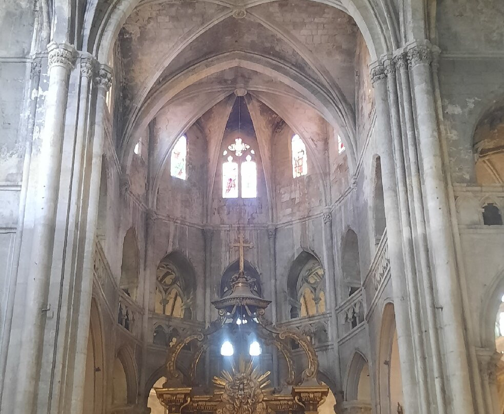 Église Saint-Paul-纳博讷必去景点