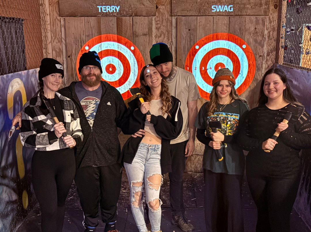 Mystery Mayhem Escapes & Axe Throwing-Slippery Rock必去景点
