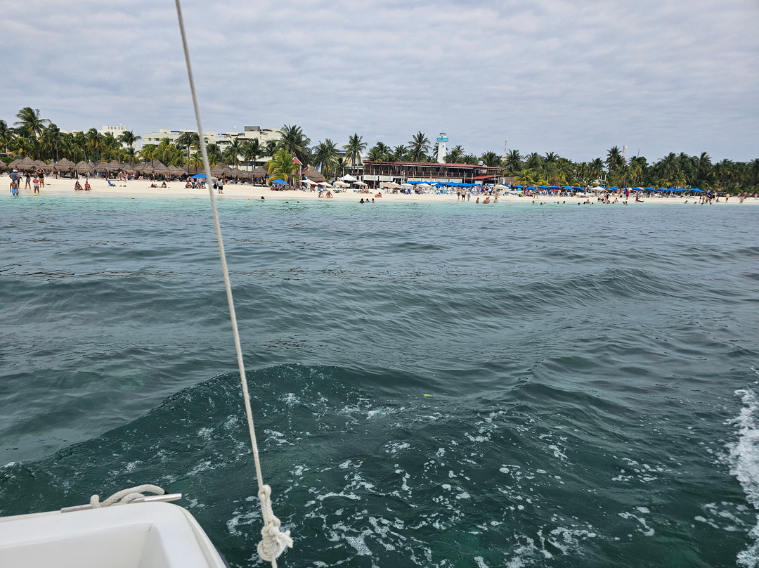 Pamela Tours Fishing & Snorkeling-女人岛必去景点