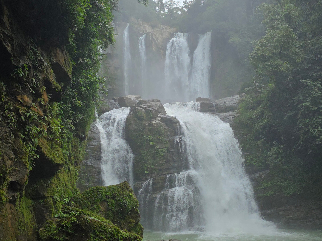 Nauyaca Waterfall Nature Park-Baru必去景点