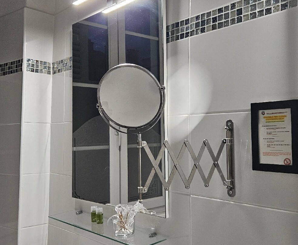 蒙特彭斯尔因特尔酒店主图