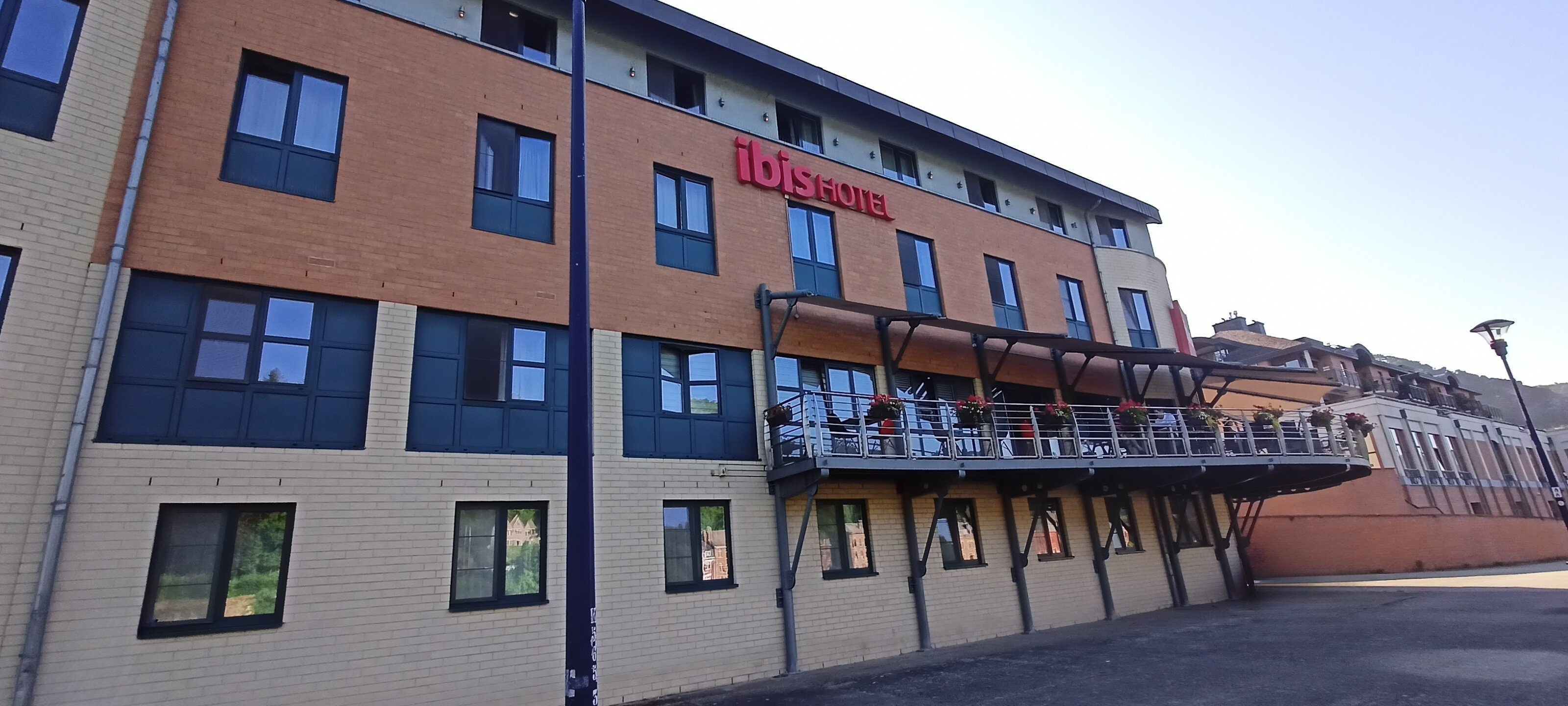 宜必思迪南中心酒店-浴室