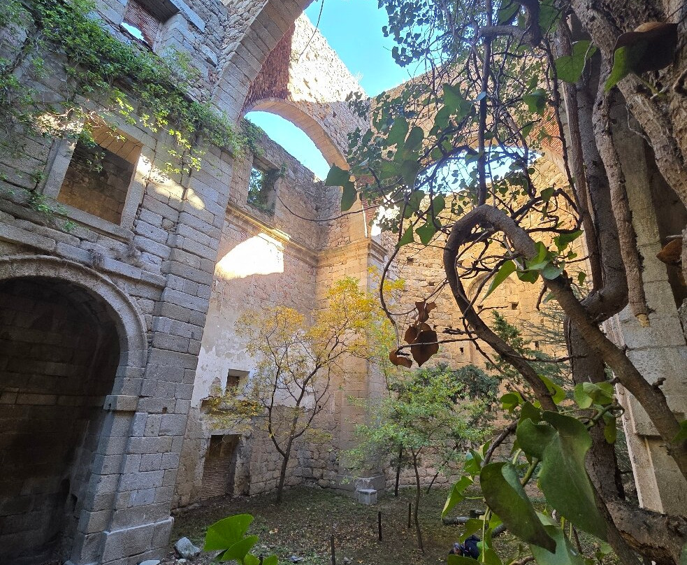 Monasterio de Guisando-El Tiemblo必去景点