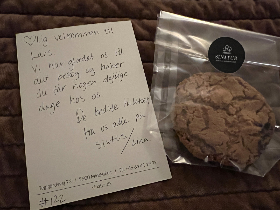 Sixtus Sinatur Hotel & Konference主图