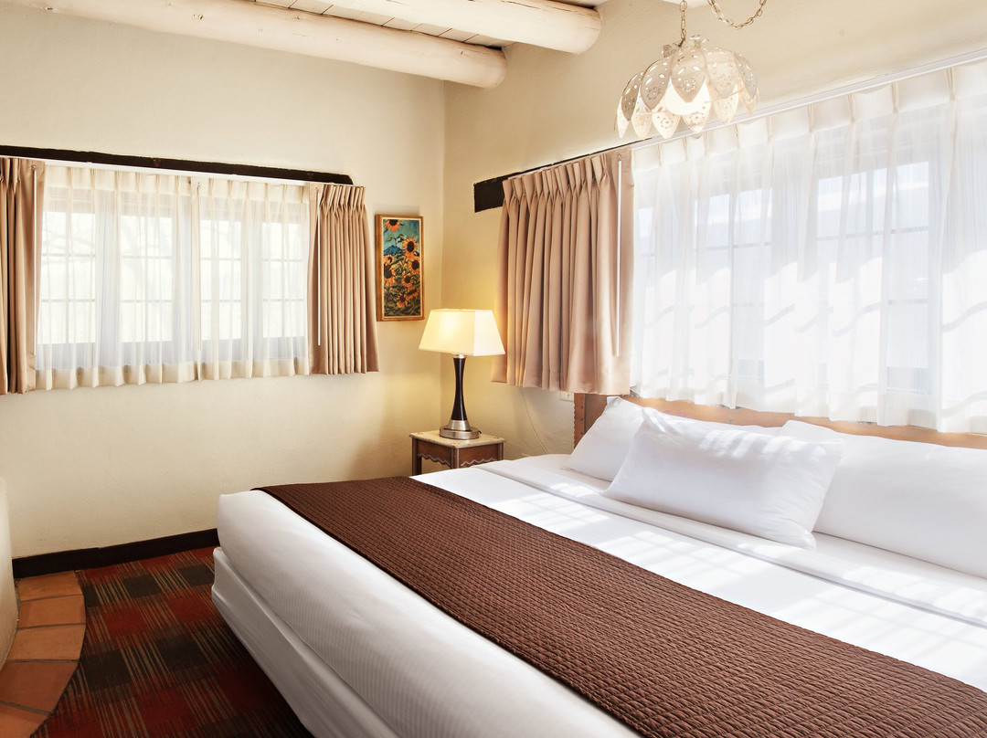 Sagebrush Inn & Suites主图