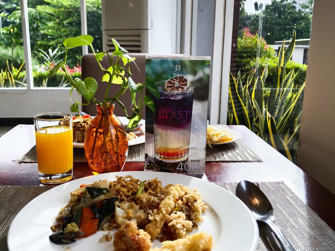 爪哇宫殿酒店主图