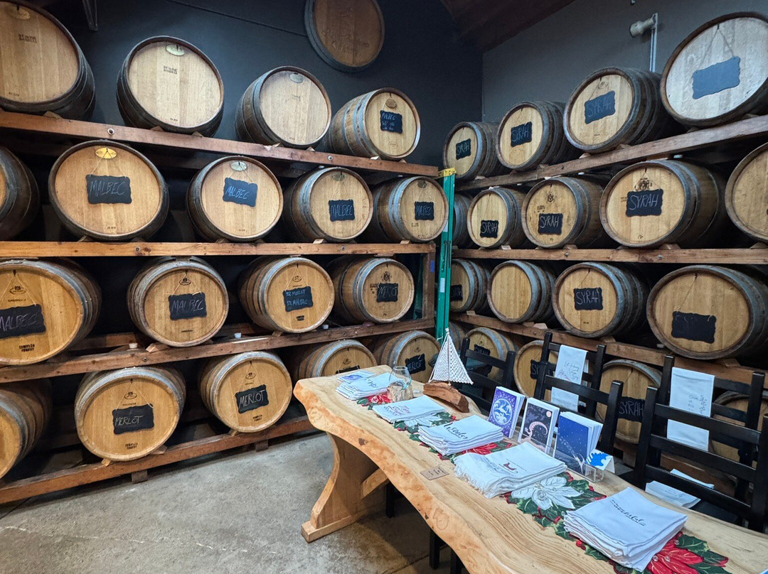 Flying Dutchman Winery-Otter Rock必去景点