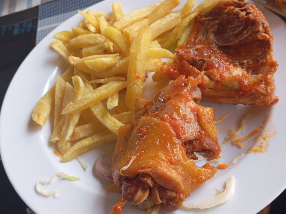 Buraha Zenoni Hotel and Resort主图