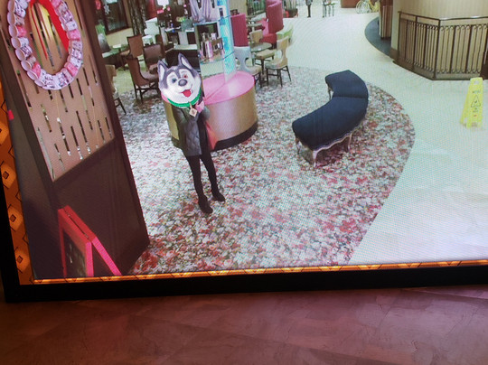 麦克斯韦酒店-菠萝招款待主图