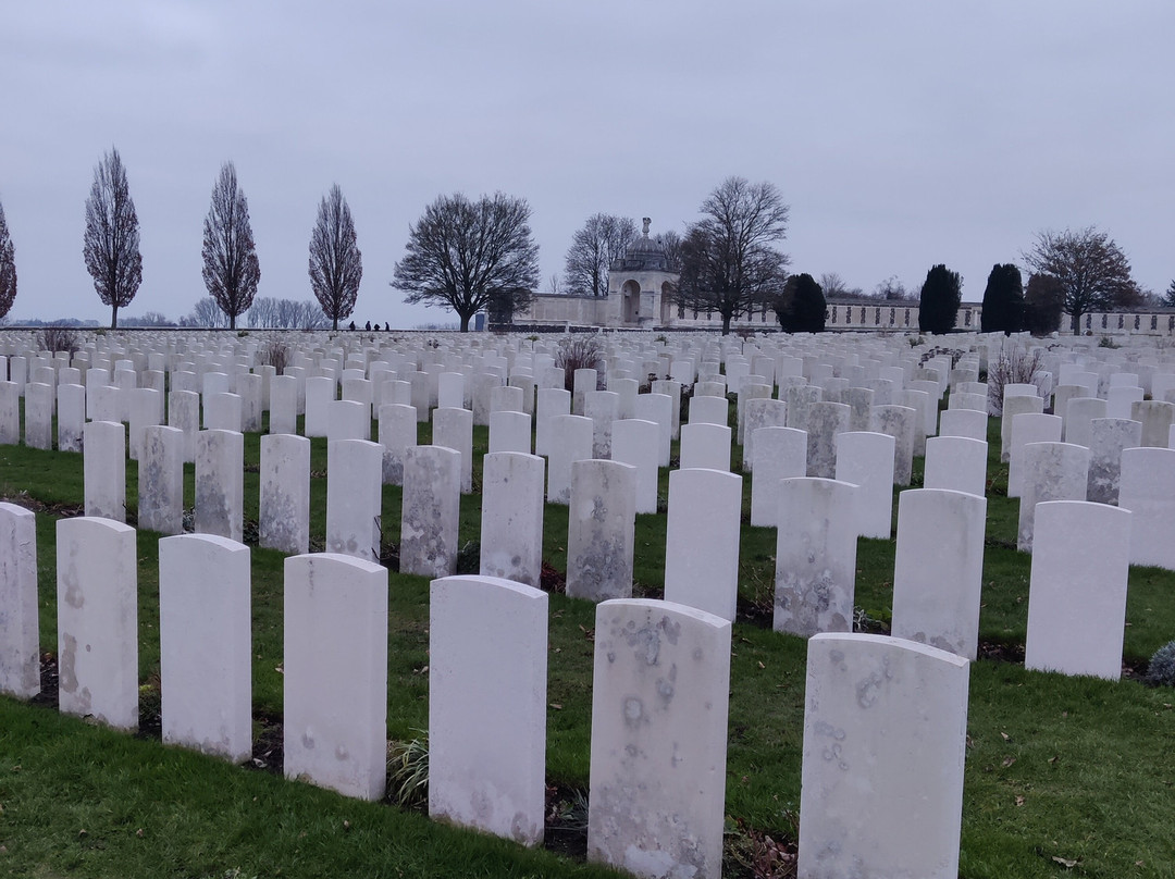Cruising Along the Frontline-伊普尔必去景点
