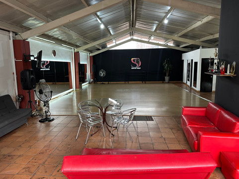 Son De Timba Dance Studio