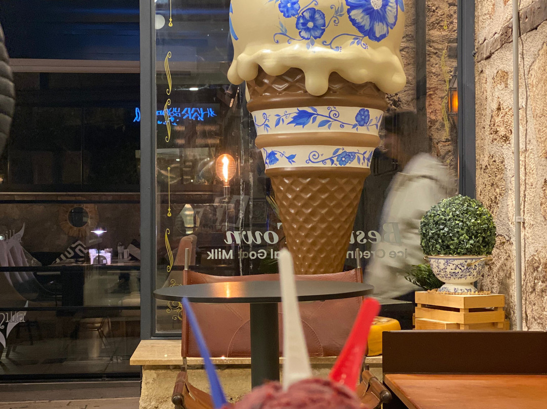 Konak Dondurma Kaleiçi