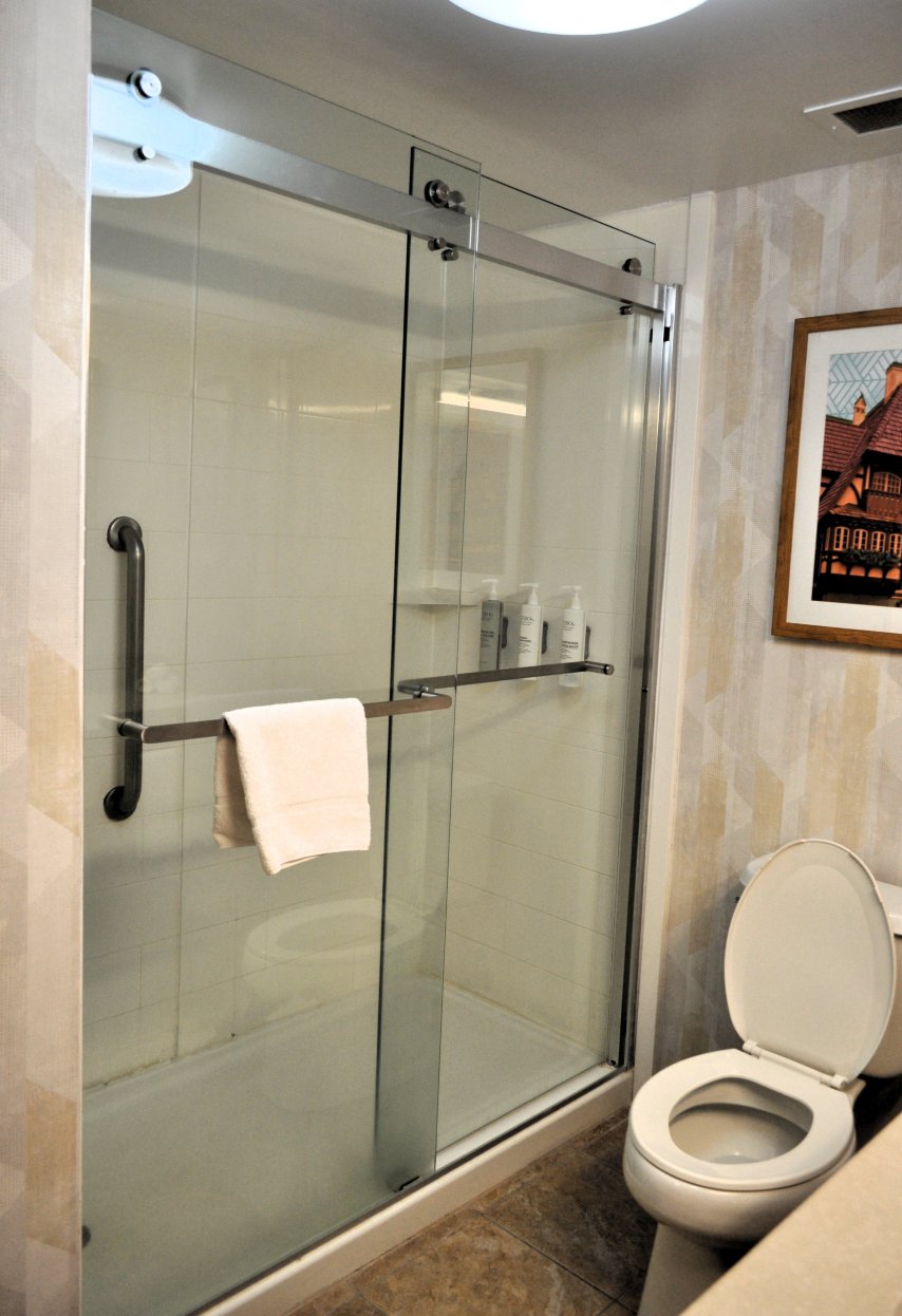 海伦希尔顿恒庭酒店-浴室