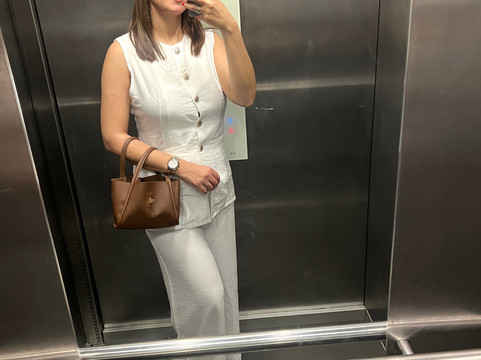 鲁茨公寓酒店主图