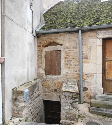 Tour Perrault-Buxy必去景点