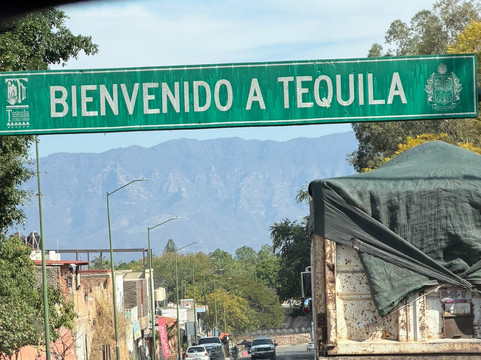 De Koppere Travel PV-瓦拉塔港必去景点