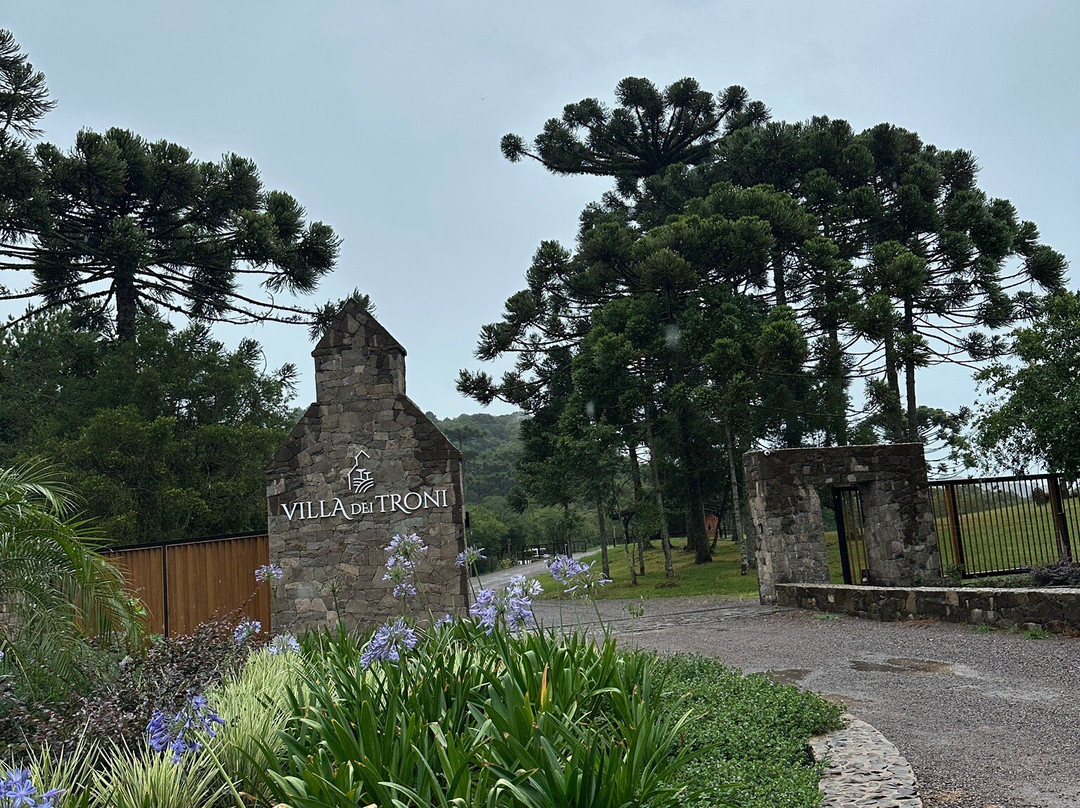 Villa dei Troni-南卡希亚斯必去景点