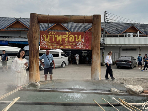 Mae Khachan Hot Spring-远巴保县必去景点