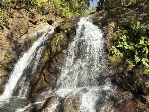 El Indio Waterfall-Santiago de Puriscal必去景点