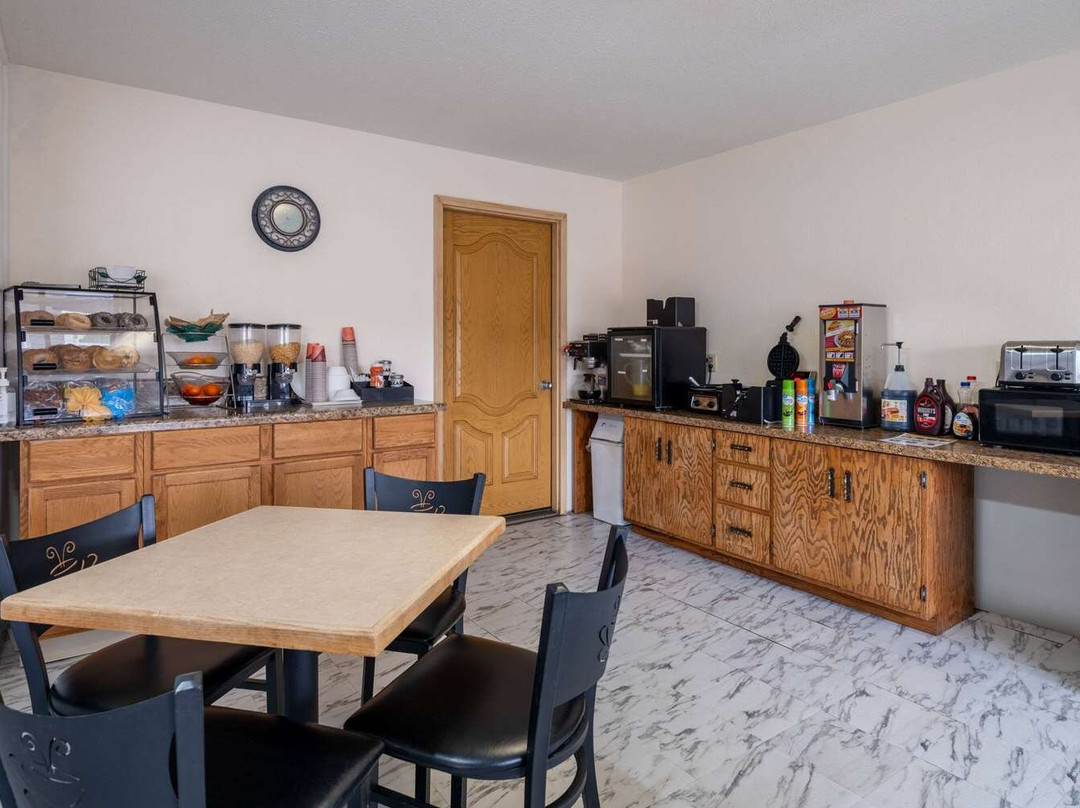 伊克诺酒店(Travelodge by Wyndham Merrill)