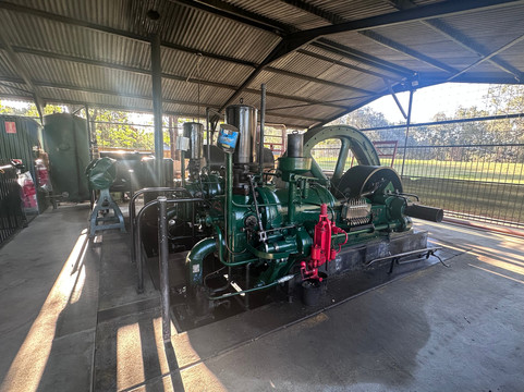 Crossley Engine-Bourke必去景点