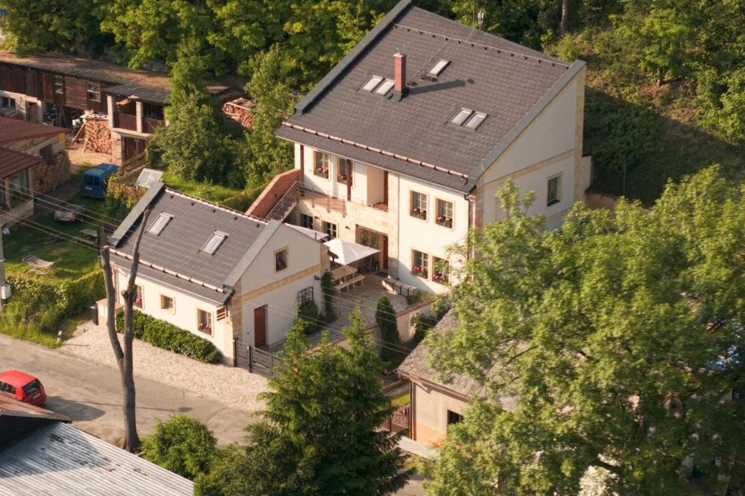 Penzion Stodola - Bělá Pod Bezdězem