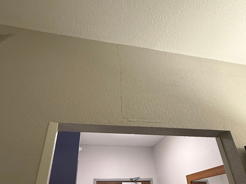 兰图尔洲际智选假日套房酒店主图