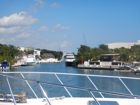 Puerto Aventuras-阿范特拉斯港必去景点