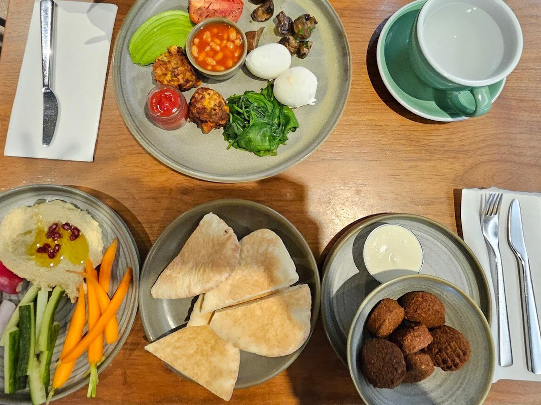 Co-Pilots Bar & Kitchen