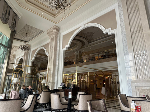 世界精英凡城酒店主图