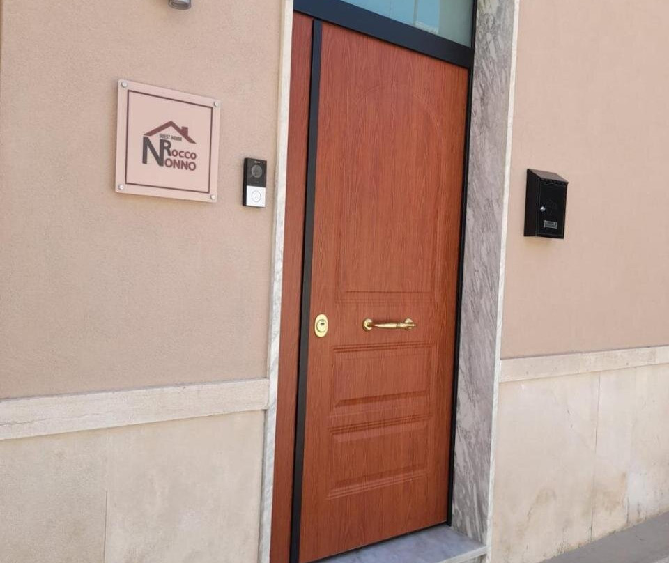 Nonno Rocco Guest House