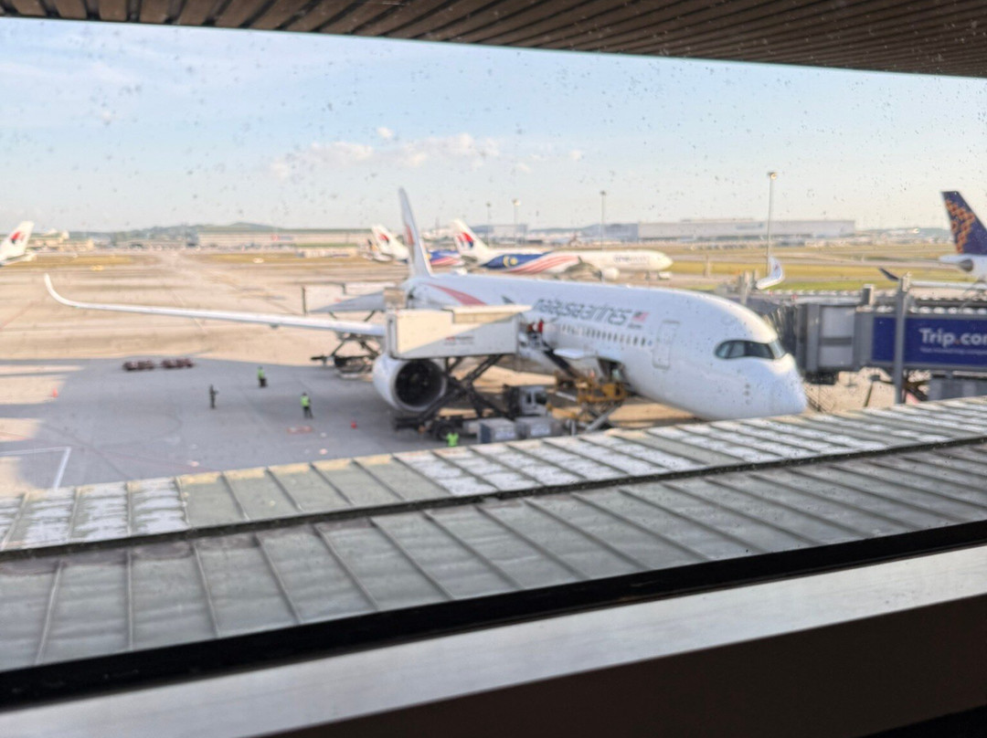 Golden Lounge-雪邦必去景点