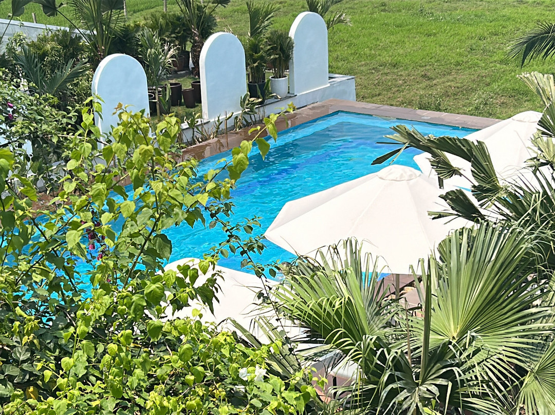 峰牙喀斯特别墅主图