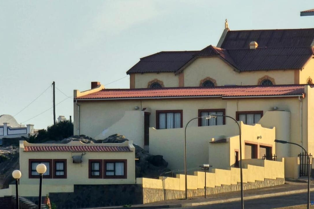 La Roca Self Catering & Accommodation