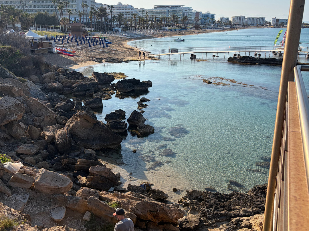 破晓绿洲酒店及水上公园主图