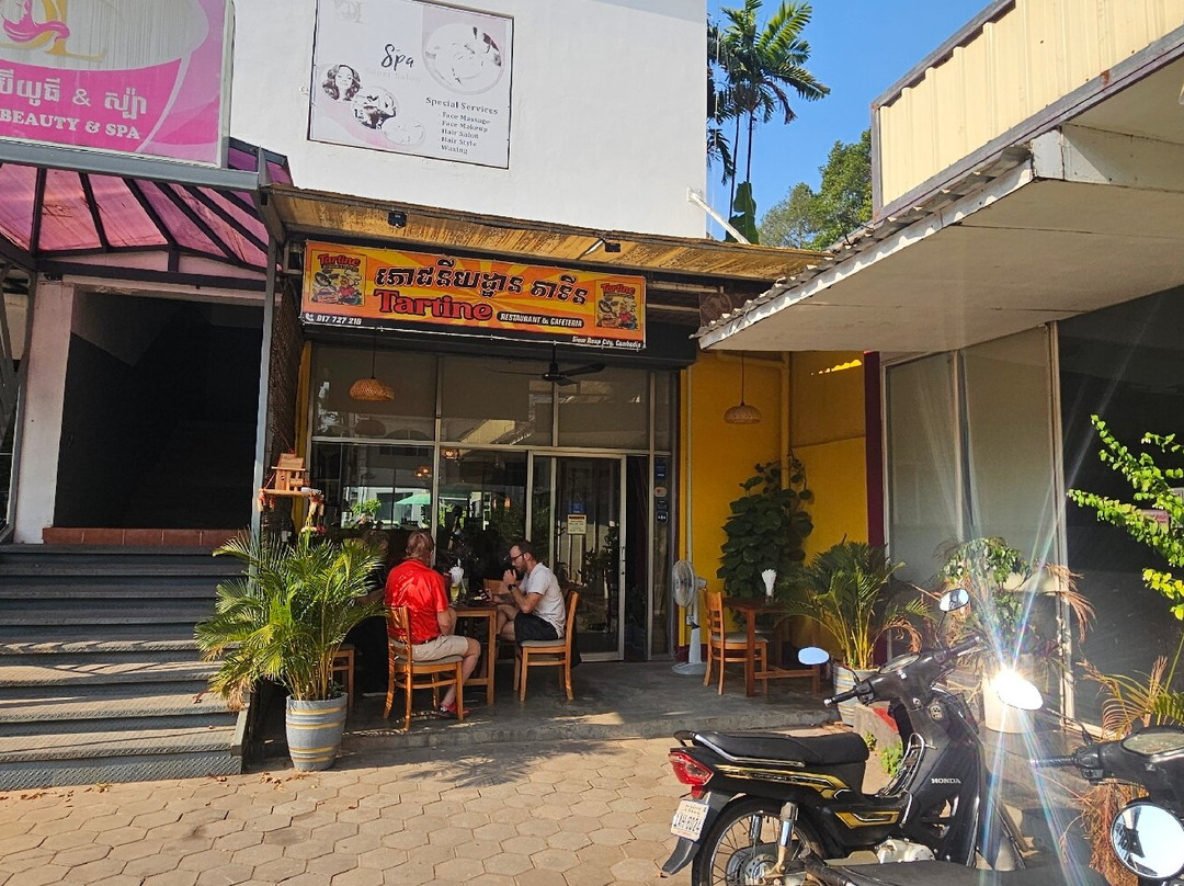 Tartine Restaurant & Cafeteria