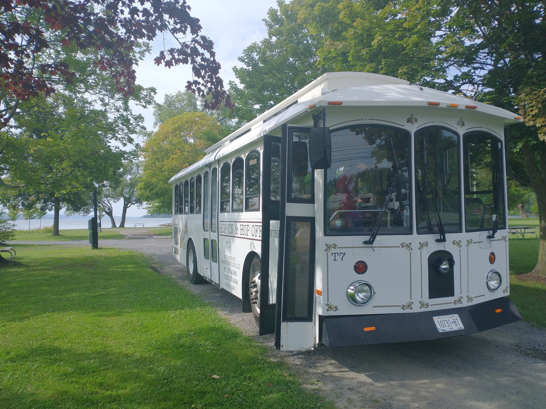 Lakeside Trolley & Tours