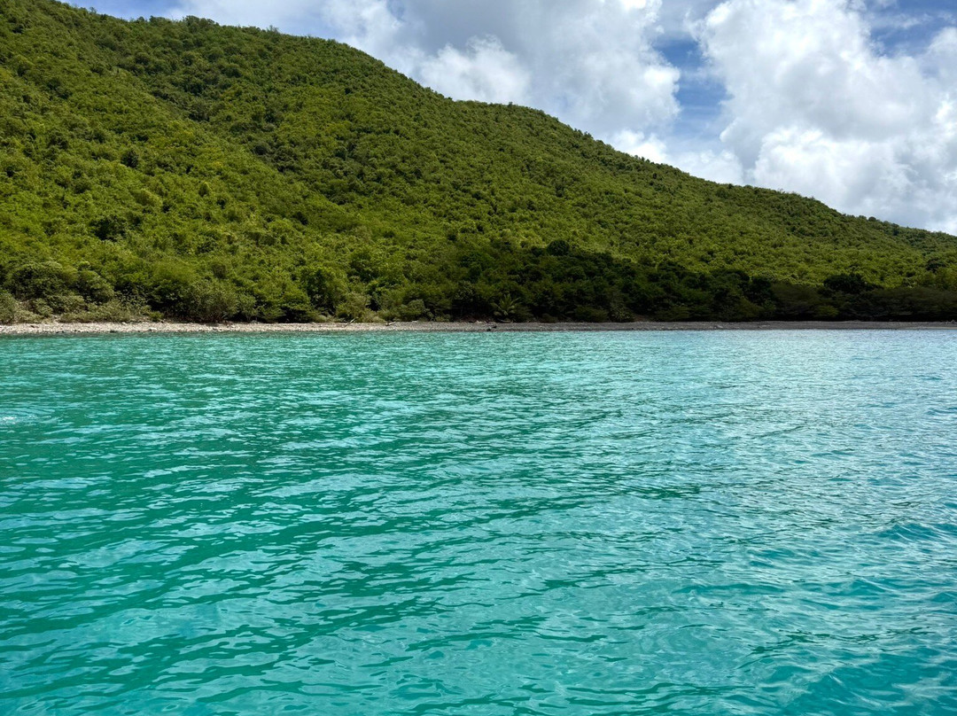 St John Dinghy Rentals-克鲁兹湾必去景点