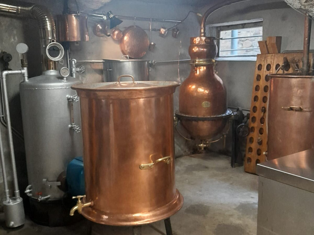 Maison Salettina distillerie-Corps必去景点