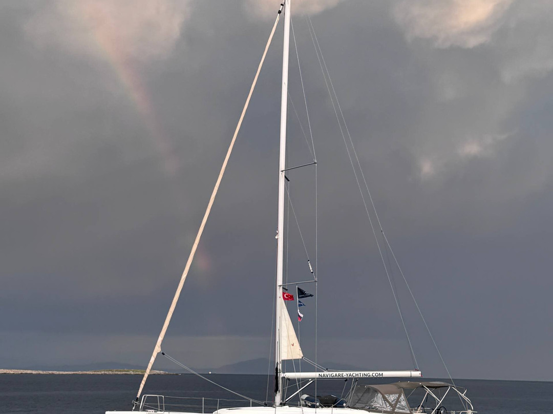 Navigare Yachting-马尔马里斯必去景点